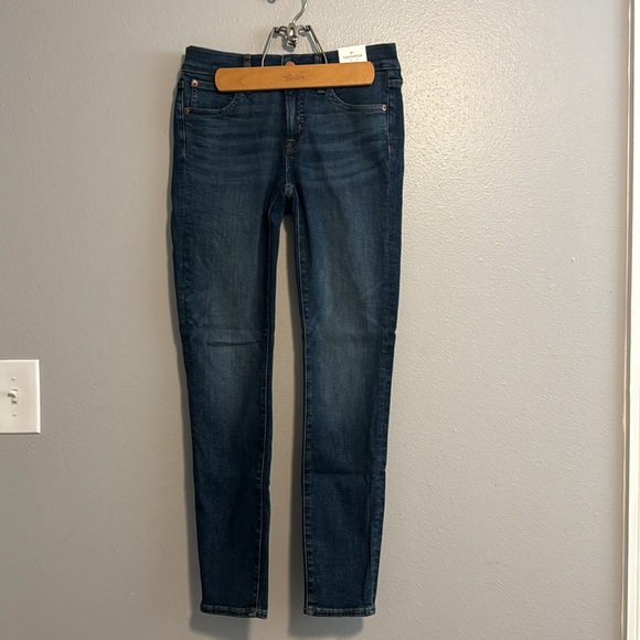 J.Crew 8” toothpick jean in Vista wash - Picture 4 of 7